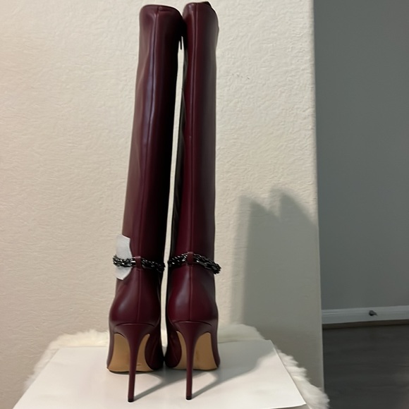 Vince Camuto Felinda Women’s Boot, Color- Blood Red, Size 10M/42 - Picture 4 of 5